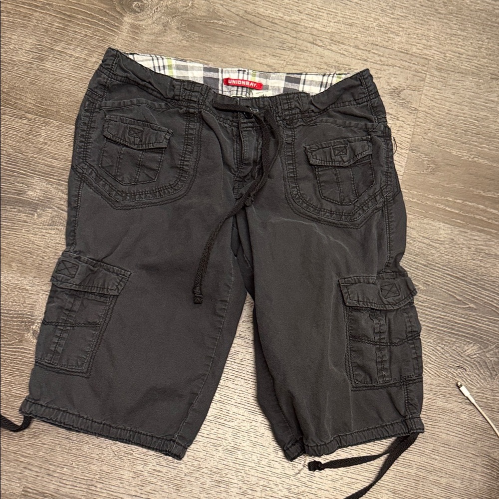 UNIONBAY Women's Black Cargo Shorts